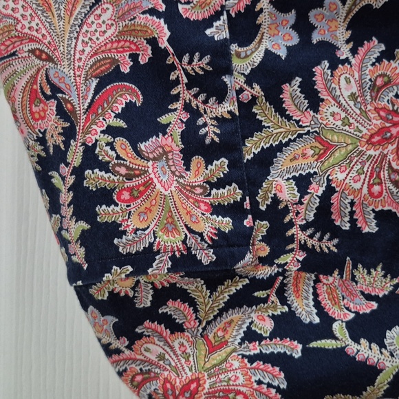 CHAPS shirt, floral, navy background, 100% Cotton, western, Med Petite - Picture 10 of 14